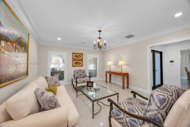 5 of 31 - 15920 Sw 81st Ave, Palmetto Bay, FL
