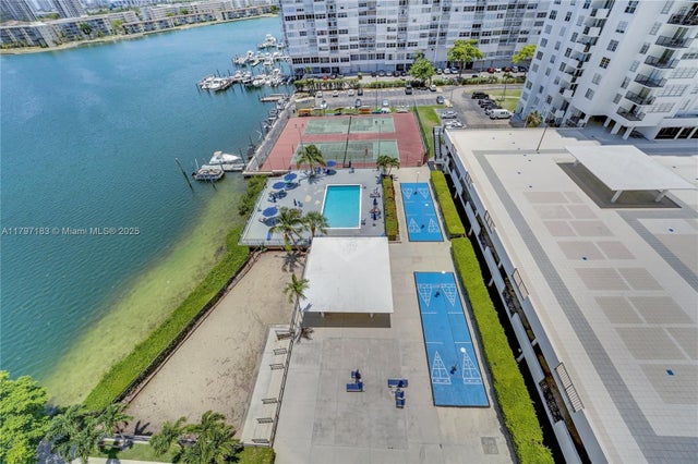 4 of 38 - 2750 Ne 183rd St 312, Aventura, FL