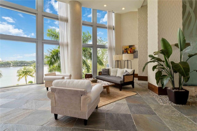 5 of 40 - 2641 N Flamingo Rd 307n, Sunrise, FL