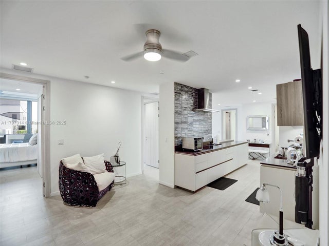 5 of 32 - 1000 Brickell Plz Ph5103, Miami, FL