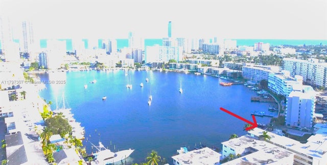 2 of 27 - 450 Golden Isles Dr 2h, Hallandale Beach, FL