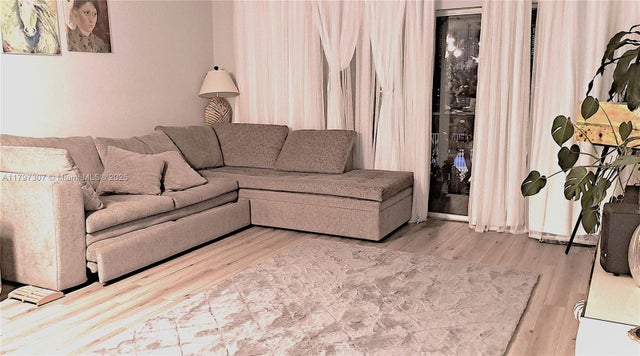 5 of 27 - 450 Golden Isles Dr 2h, Hallandale Beach, FL