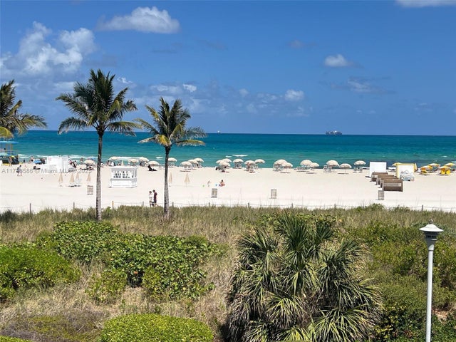1 of 52 - 100 Lincoln Rd 1209, Miami Beach, FL