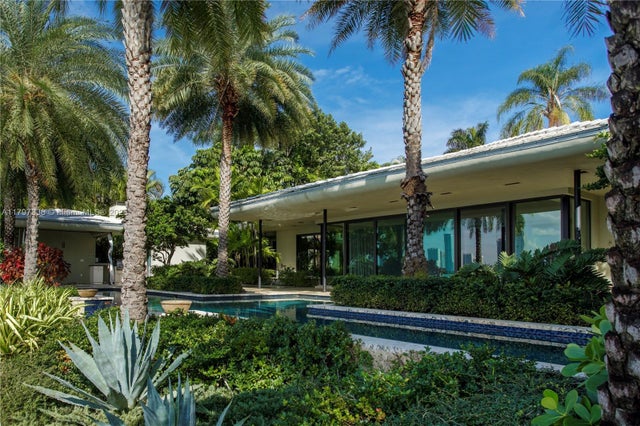 2 of 24 - 250 W San Marino Dr, Miami Beach, FL
