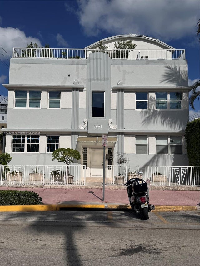 1 of 22 - 361 Collins Ave A2, Miami Beach, FL