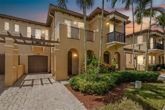 1 of 44 - 8706 Blaze Ct, Davie, FL