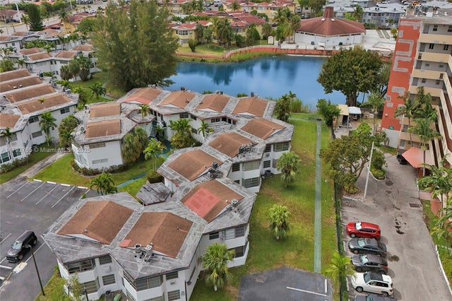 2 of 22 - 18746 Ne 18th Ave 146, Miami, FL