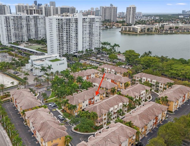 4 of 34 - 18445 Ne 27th Pl, Aventura, FL