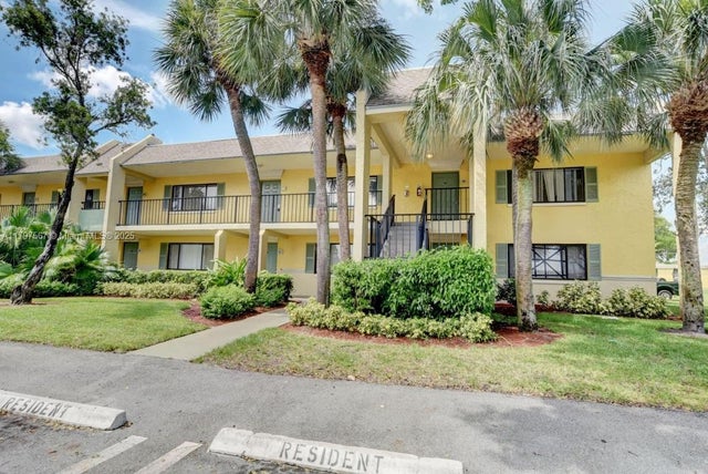 1 of 21 - 1722 W Meadows Cir W 1722, Boynton Beach, FL