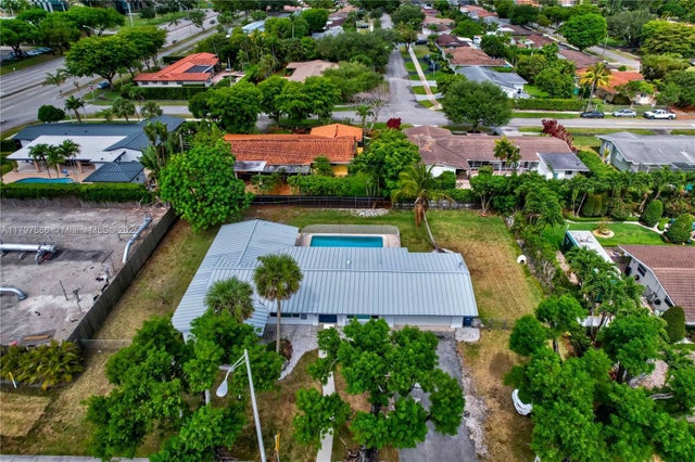1 of 52 - 8700 Sw 87th Ave, Miami, FL