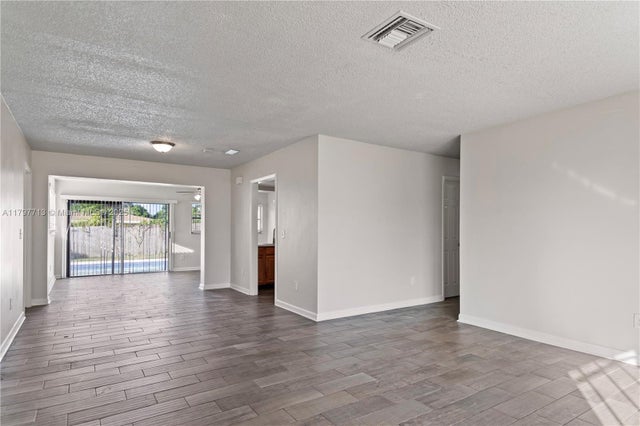 2 of 14 - 1732 N 16th Ave N, Lake Worth, FL