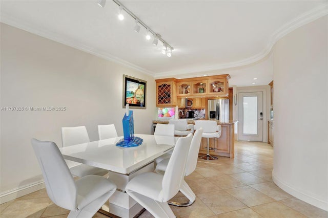 3 of 37 - 2731 Ne 14th St Cswy 115, Pompano Beach, FL