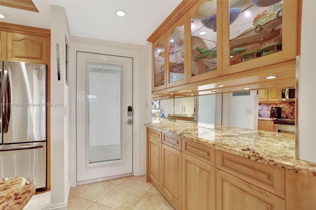 5 of 37 - 2731 Ne 14th St Cswy 115, Pompano Beach, FL