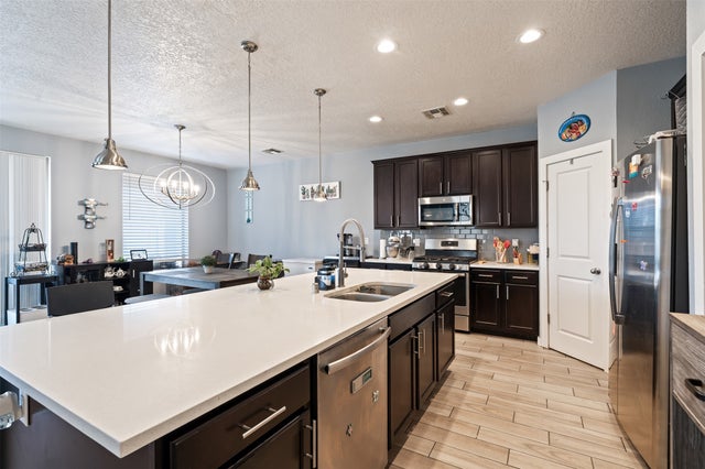 97 Confianza Street, White Rock