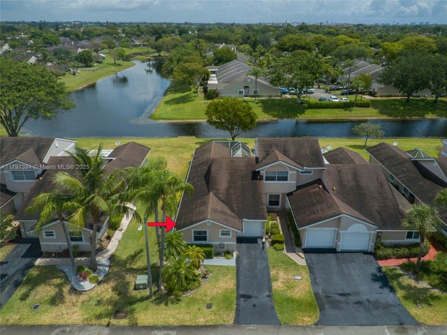 1 of 31 - 1248 W Lakes Dr, Deerfield Beach, FL
