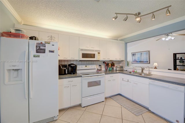 3 of 31 - 1248 W Lakes Dr, Deerfield Beach, FL