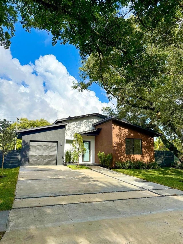 3 of 50 - 1611 Sw 30th Ave, Fort Lauderdale, FL