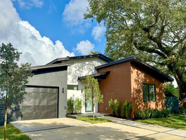 4 of 50 - 1611 Sw 30th Ave, Fort Lauderdale, FL