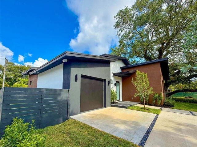 5 of 50 - 1611 Sw 30th Ave, Fort Lauderdale, FL
