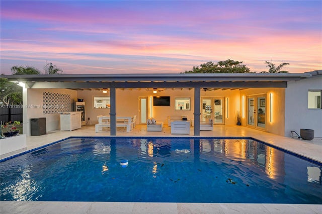 5 of 60 - 8501 Sw 142nd St, Palmetto Bay, FL
