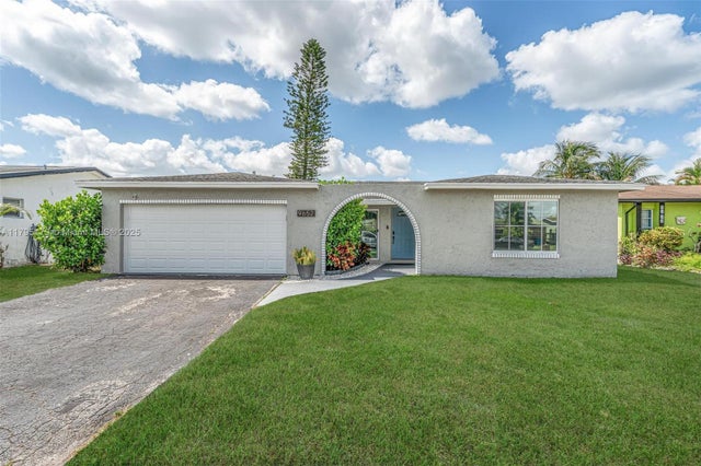 1 of 30 - 9652 Nw 19th Pl, Sunrise, FL