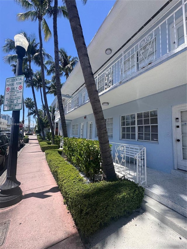 2 of 6 - 635 8th St 103, Miami Beach, FL