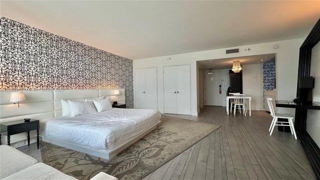 5 of 21 - 1100 West Ave 1108, Miami Beach, FL
