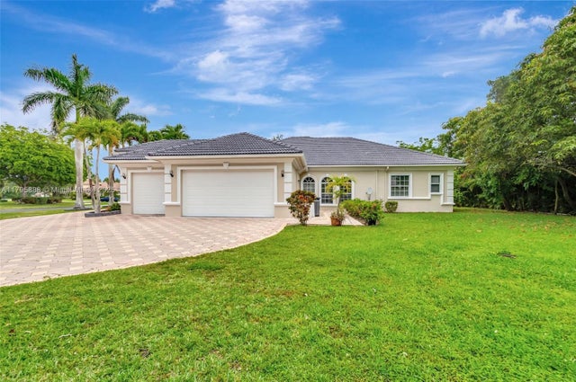 4 of 64 - 2296 Greenview Cove Drive, Wellington, FL