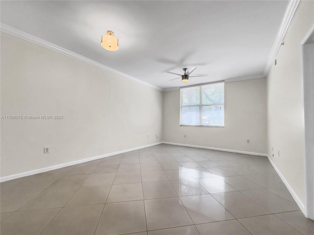 2 of 32 - 1900 Van Buren St 105b, Hollywood, FL