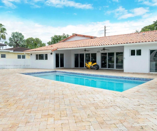 5 of 26 - 2055 Keystone Blvd, North Miami, FL