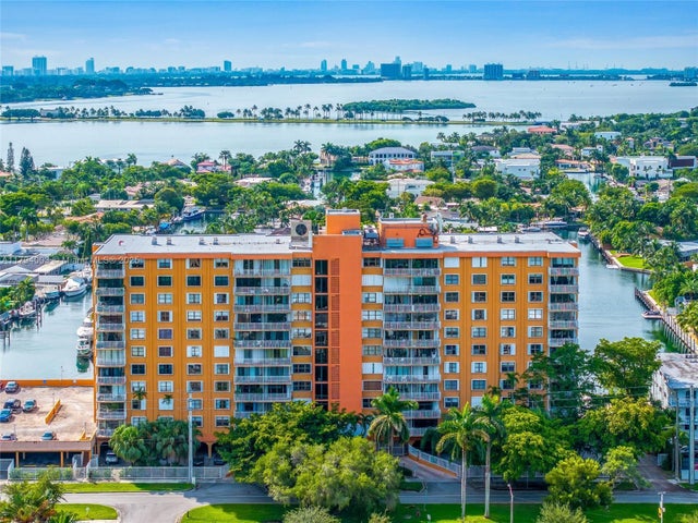 1 of 58 - 2450 Ne 135th St 1006, North Miami, FL