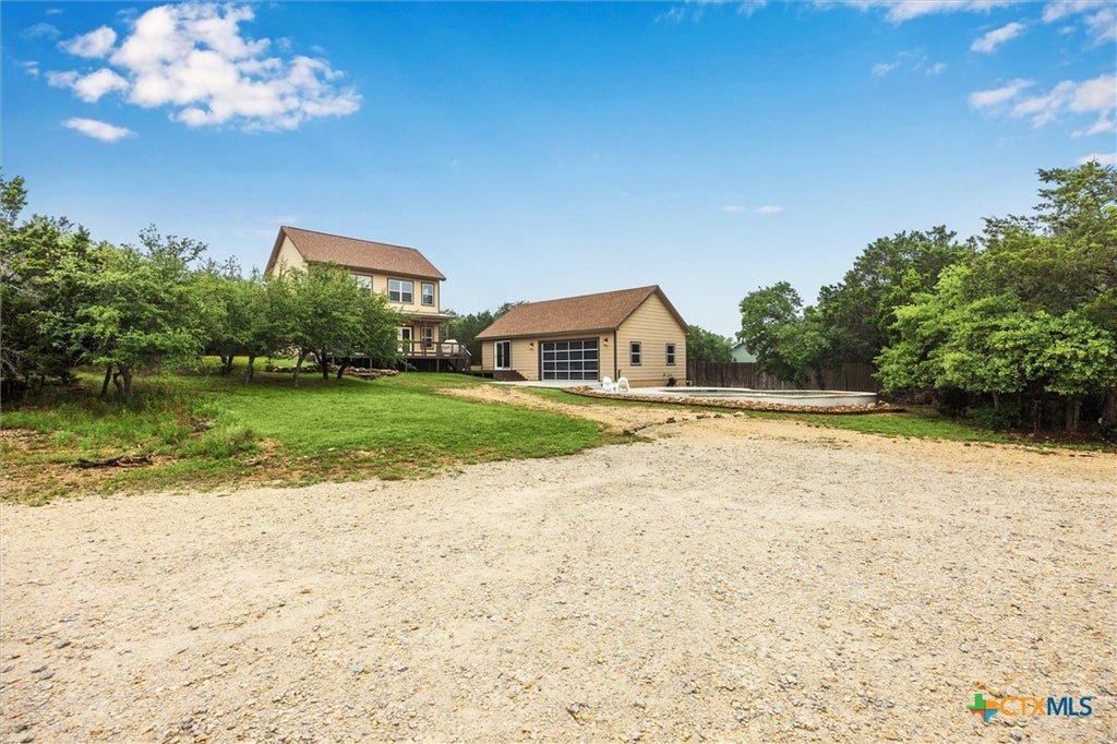 1210 Persimmon Pass, Fischer