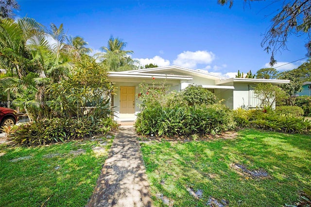 4 of 33 - 602 S Caloosahatchee Ave, Jupiter, FL