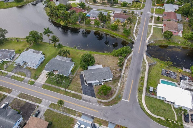 3 of 38 - 3531 Nw 26th St, Lauderdale Lakes, FL