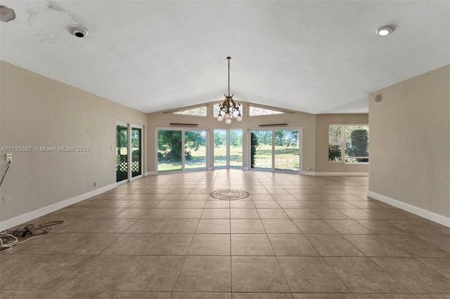 2 of 36 - 4508 King Palm Dr, Tamarac, FL