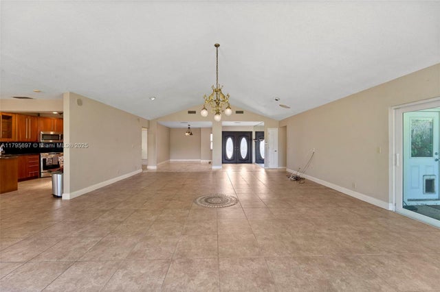 3 of 36 - 4508 King Palm Dr, Tamarac, FL