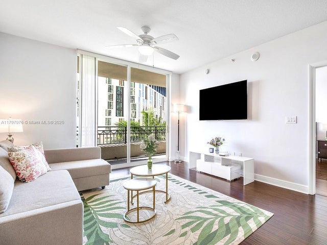 5 of 23 - 550 Okeechobee Blvd 521, West Palm Beach, FL