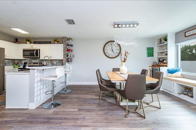 3 of 38 - 216 Nw 118th Dr, Coral Springs, FL