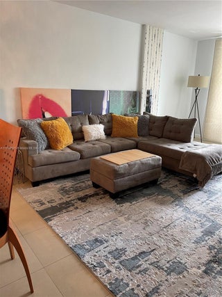 Photo of Listing #A11798515