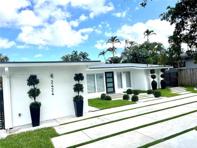 3 of 55 - 2424 Tortugas Ln, Fort Lauderdale, FL