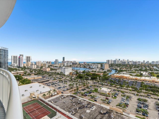 5 of 46 - 1745 E Hallandale Beach Blvd 2007w, Hallandale Beach, FL