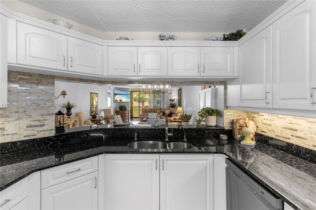 2 of 53 - 2541 N Nob Hill Rd 205, Sunrise, FL