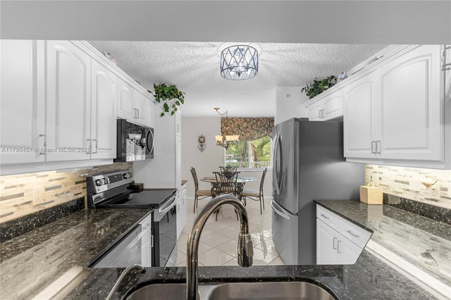 4 of 53 - 2541 N Nob Hill Rd 205, Sunrise, FL