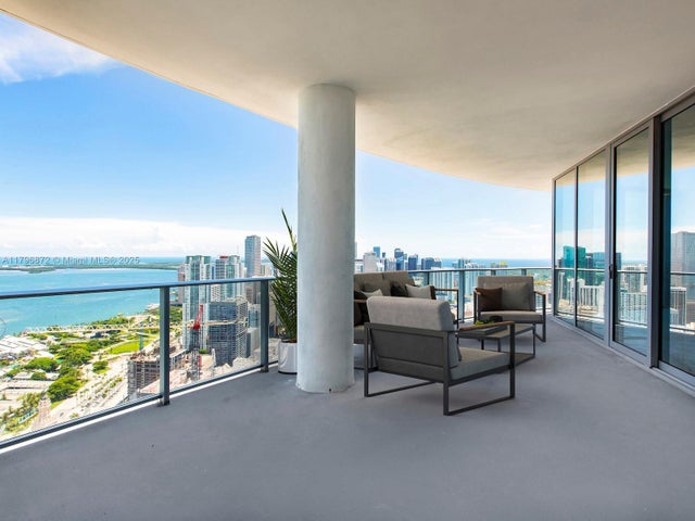 2 of 35 - 851 Ne 1st Ave Ph5011, Miami, FL
