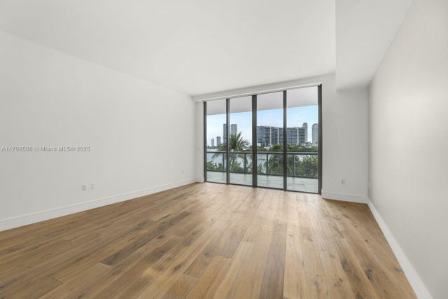 5 of 63 - 3300 Ne 188th St 217, Aventura, FL