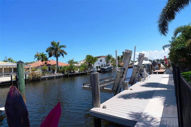 2 of 43 - 2711 Ne 57th Ct, Fort Lauderdale, FL