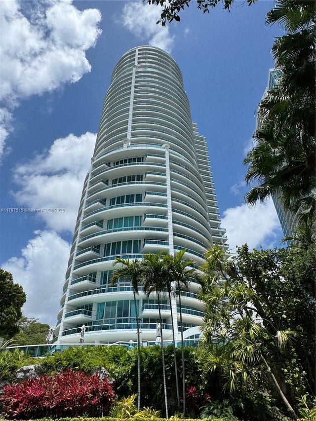 2 of 31 - 2127 Brickell Ave 505, Miami, FL