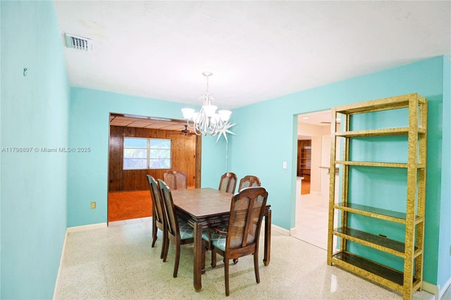 3 of 32 - 10610 Sw 103rd St, Miami, FL