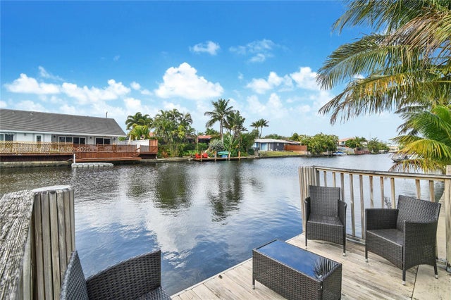 1 of 34 - 2901 Nw 9th Ter, Wilton Manors, FL