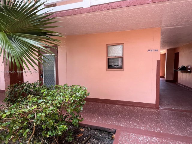 2 of 37 - 9420 Sunrise Lakes Blvd 106, Sunrise, FL